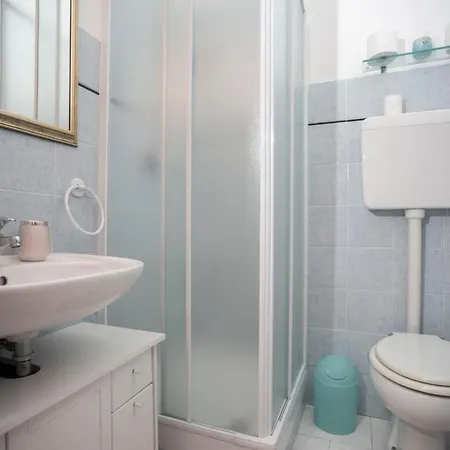 I Quattro Grappoli Panzió Neive